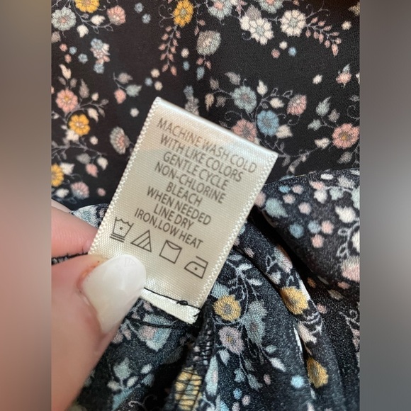 Max Studio Ditzy Floral Prairie Western Tiered Skirt RuffleNeck Shoulder Detail - Picture 8 of 12